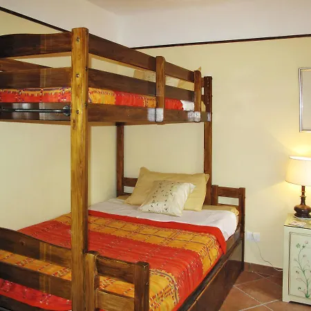 Casa Caledonia 330s Molini (Liguria)